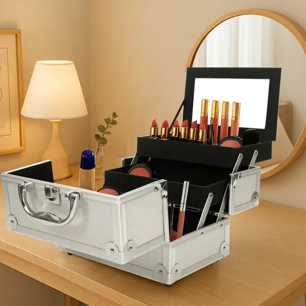 Aluminum Makeup Train Case with Mirror, Silver - image 3