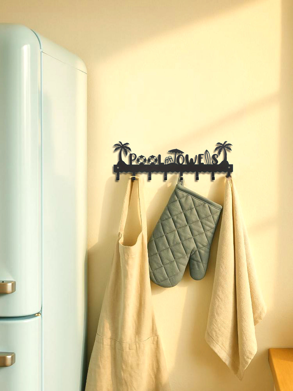Pool Towels Wall Rack, Beach Theme, 8 Hooks - image 5