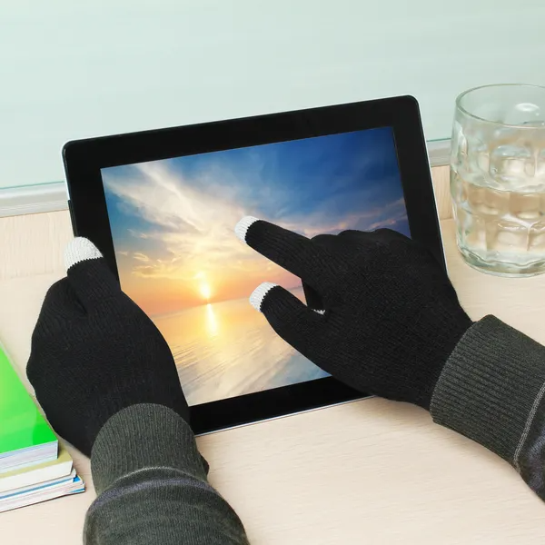 Touchscreen Knit Winter Gloves, Black